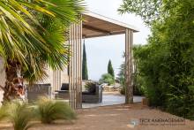 Notre zone d'activité pour ce service Pergola bioclimatique bois exotique 4x3m à Bandol 83150 : protection élégante adaptée au climat méditerranéen