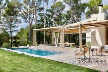 Notre zone d'activité pour ce service Pergola bioclimatique bois exotique 4x3m à Bandol 83150 : protection élégante adaptée au climat méditerranéen